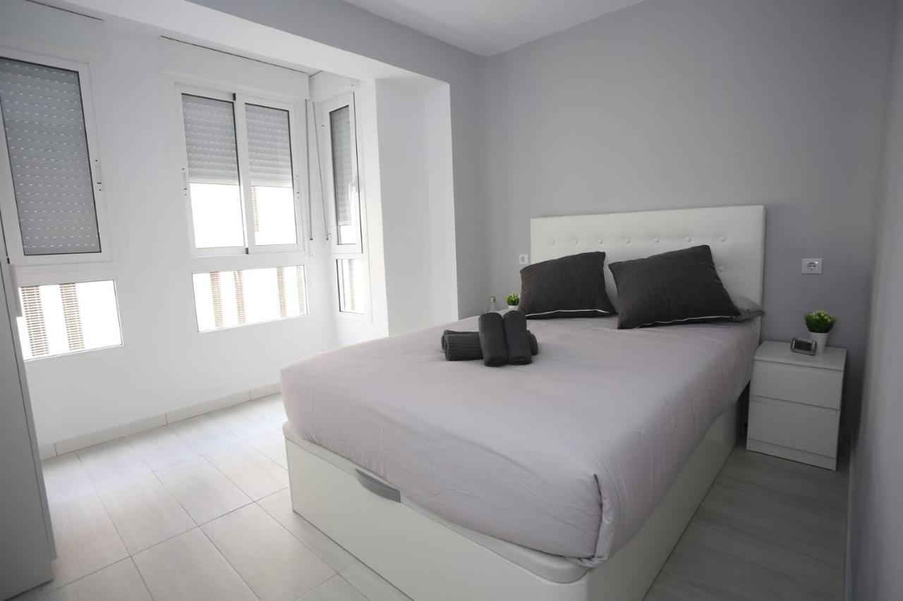 Apartamentos Navas Gam Alicante Esterno foto